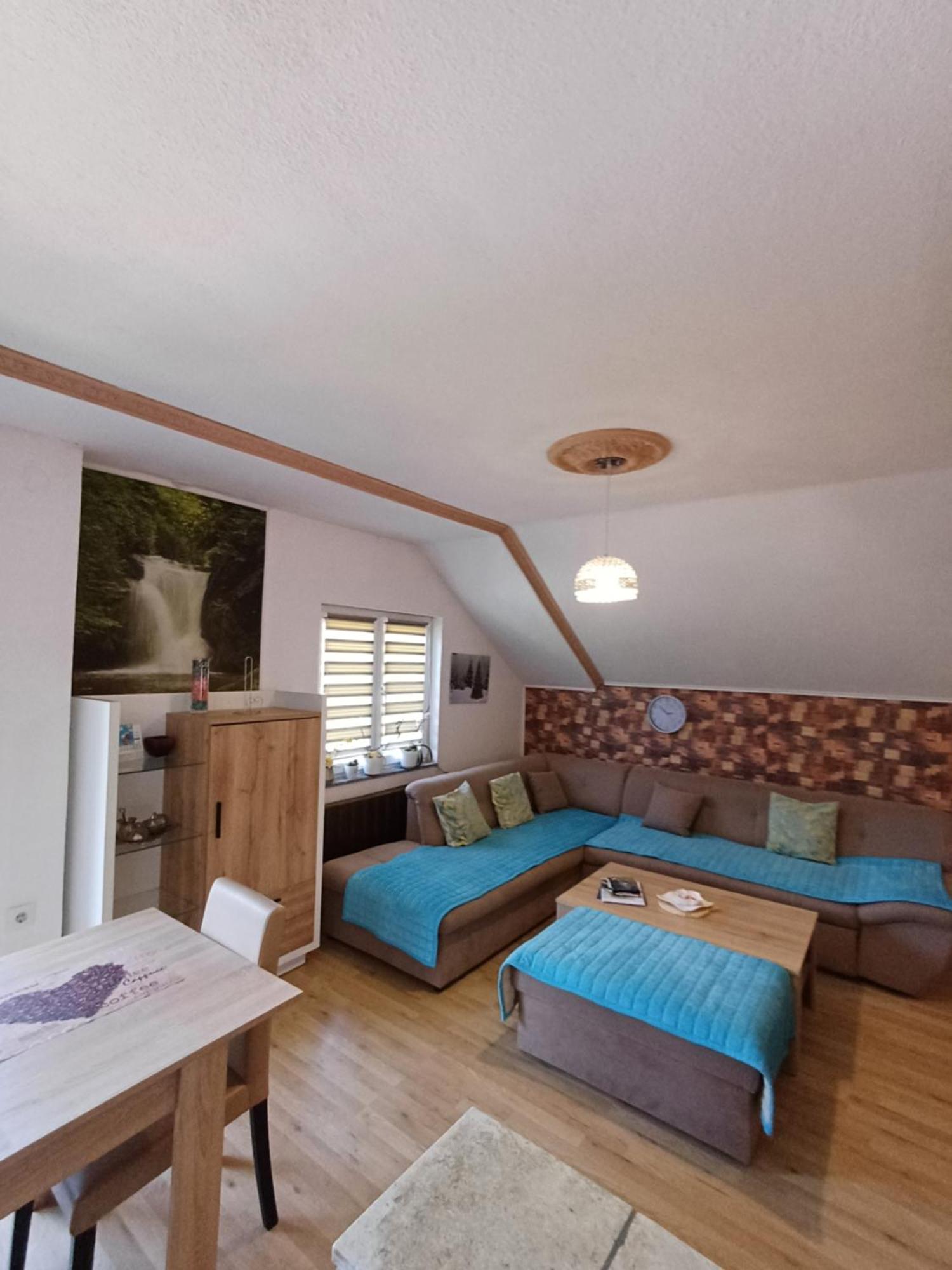 Apartman Denis Una Luzine Luaran gambar