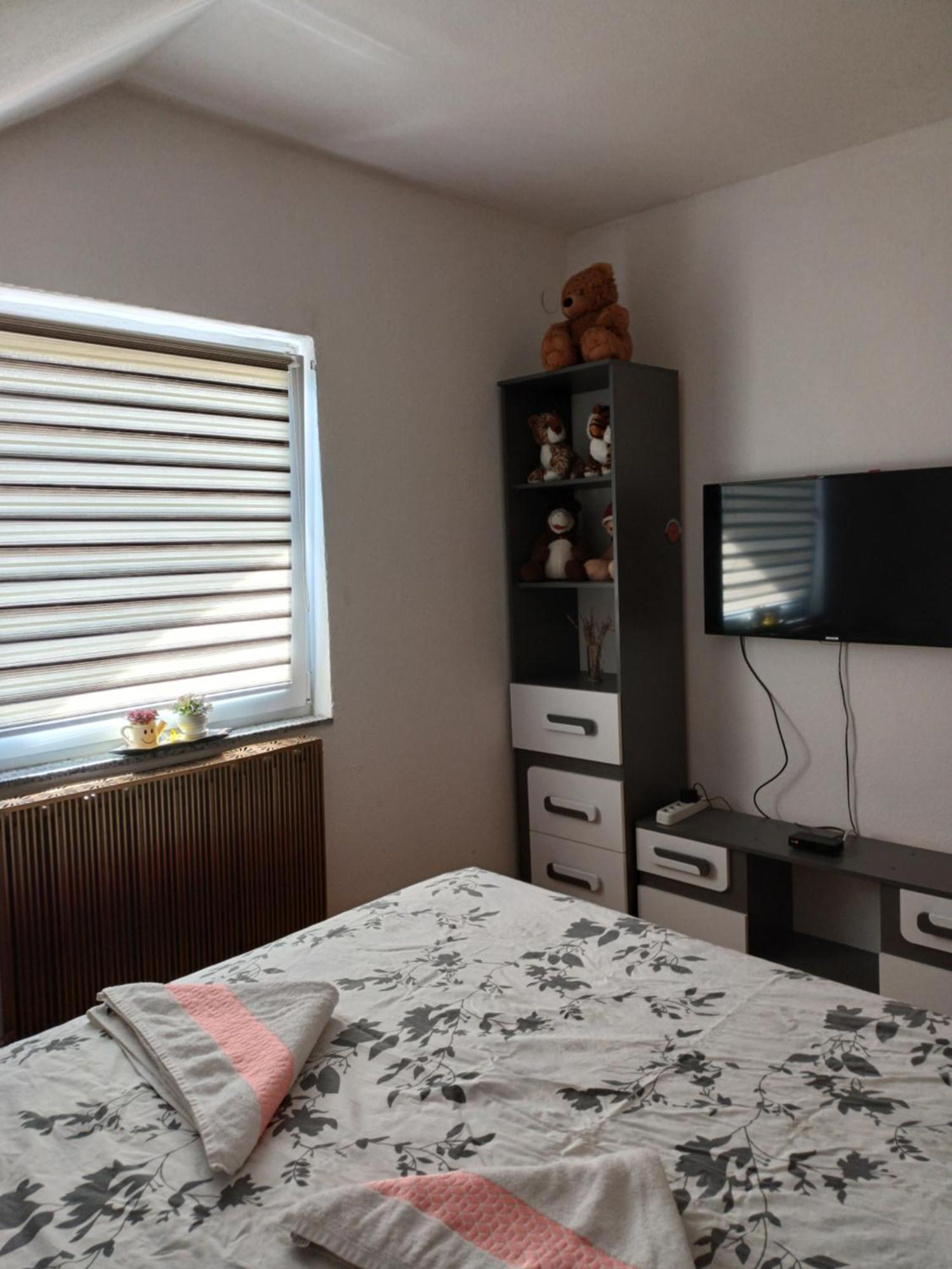 Apartman Denis Una Luzine Luaran gambar